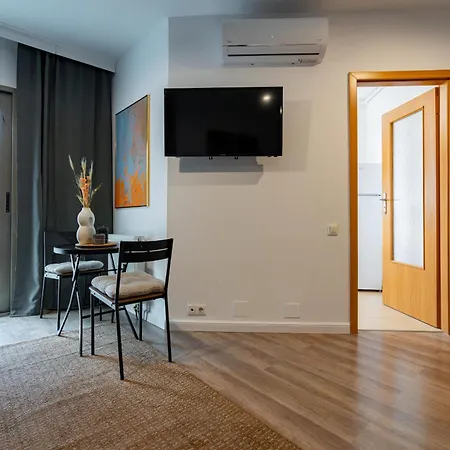 Sky-high: 15th Floor Modern In Doamna Ghica Area شقة بوخارست