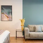 Apartment Sky-high: 15th Floor Modern In Doamna Ghica Area Bucharest