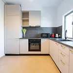 Apartment Sky-high: 15th Floor Modern In Doamna Ghica Area *