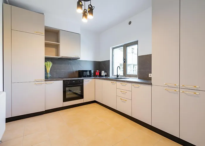 Sky-high: 15th Floor Modern In Doamna Ghica Area * Bucareste