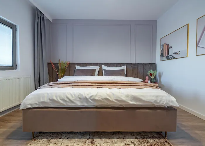 Sky-high: 15th Floor Modern In Doamna Ghica Area *