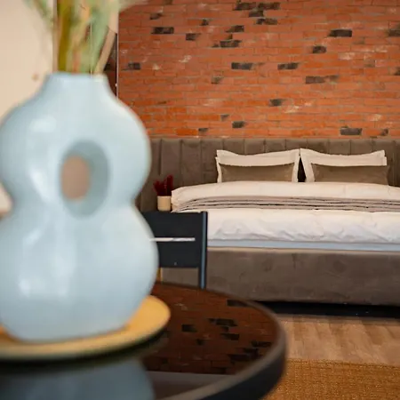 Sky-high: 15th Floor Modern In Doamna Ghica Area Апартаменты *