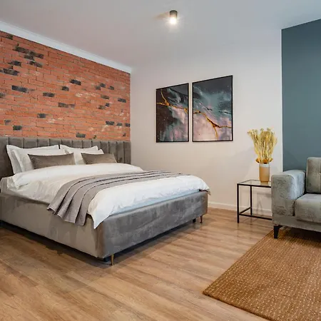 Apartment Sky-high: 15th Floor Modern In Doamna Ghica Area